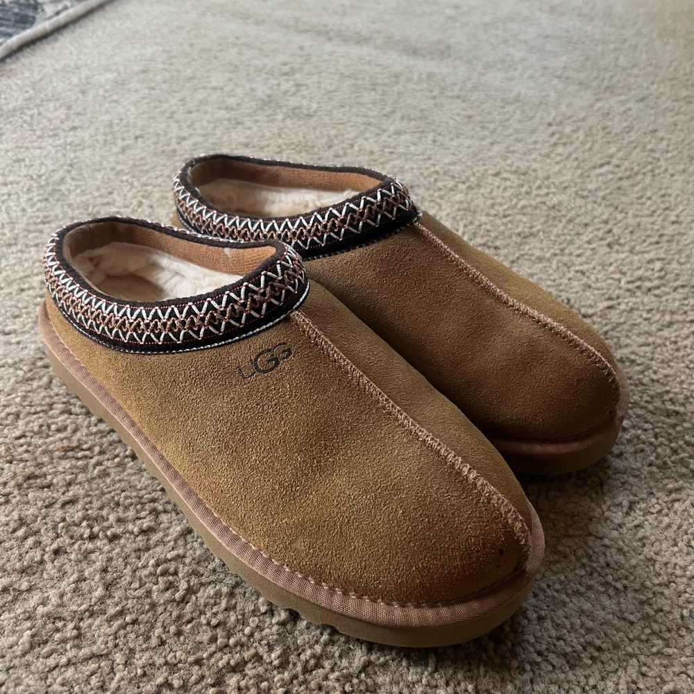 UGG Tasman slippers